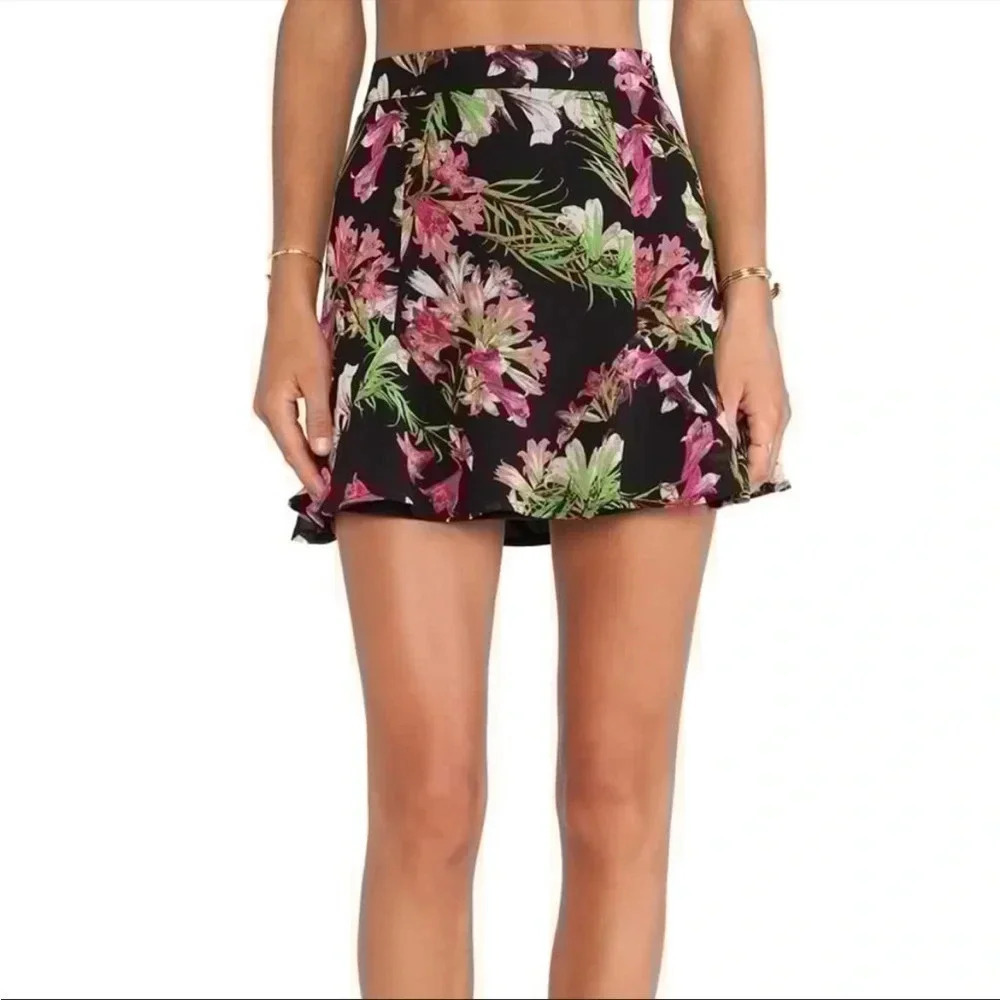 Lovers + Friends floral mini skirt